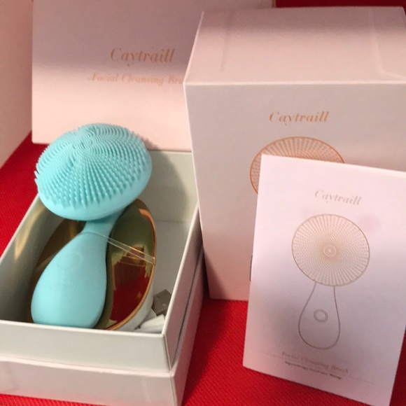 Caytraill Facial Cleansing Brush New - Picture 1 of 3
